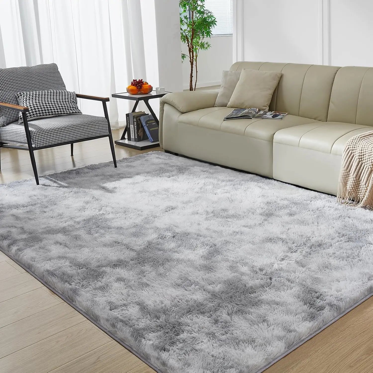 Soft non-slip rug, perfect for Living Rooms