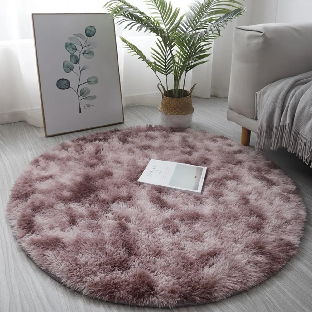 Fluffy circle rug