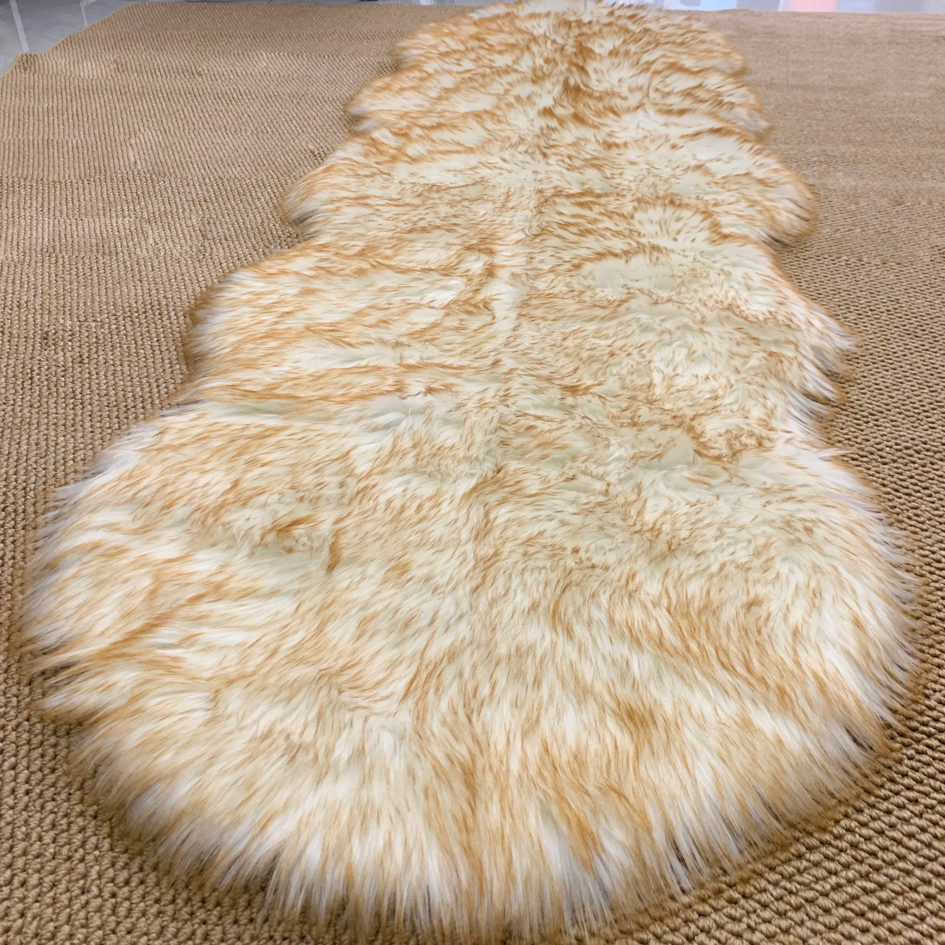 Fuzzy Plush Rug with Artificial Sheepskin, Ultra-Soft Living Room Rug, Artificial Fur Sofa Cushion, 2 X 6 Feet