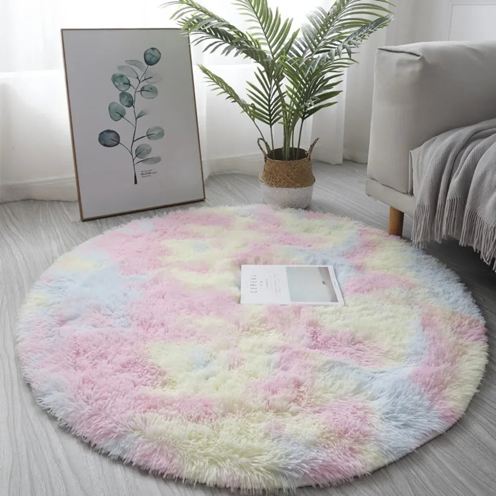 Fluffy circle rug