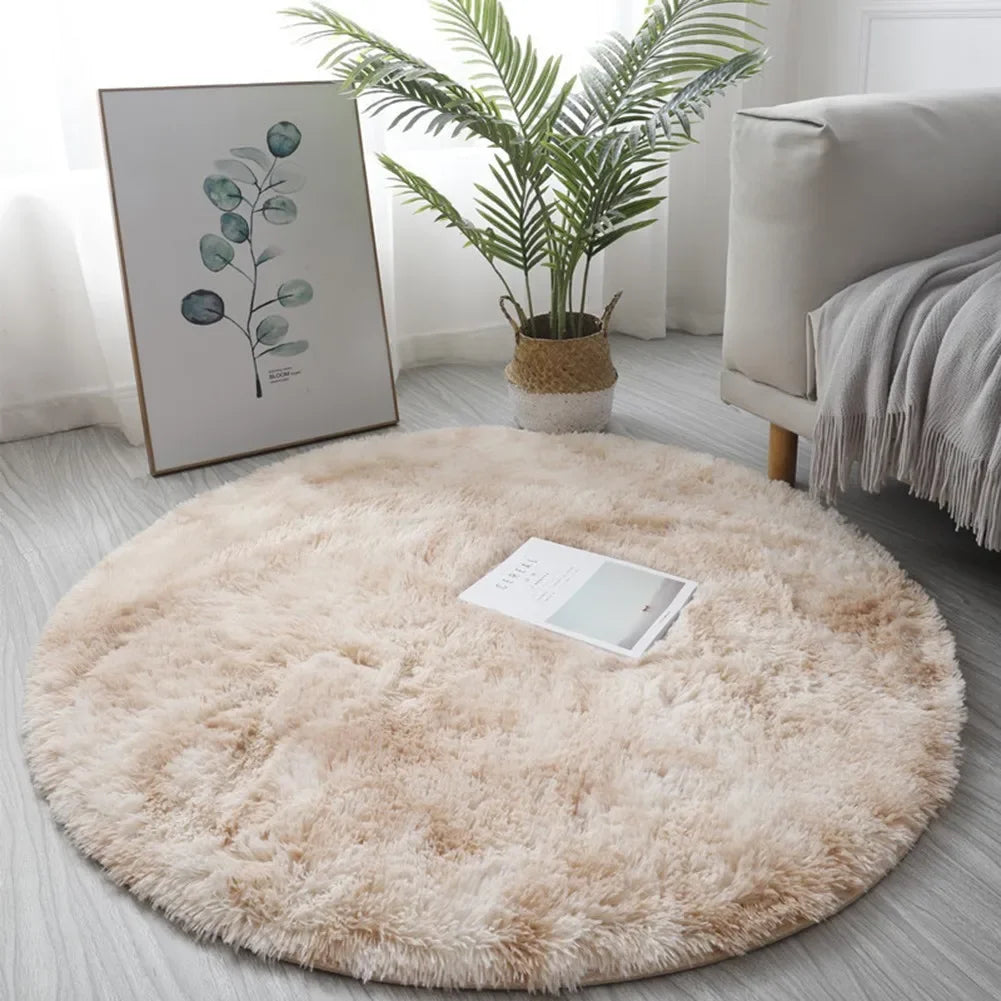 Fluffy circle rug